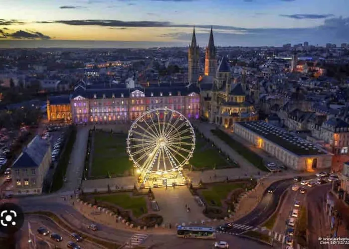 Maison De Ville Avec Parking - Caen Centre
